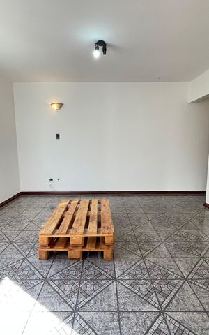 Apartamento à venda com 73m², 2 quartos e 1 vaga Apartamento à venda com 73m², 2 quartos e 1 vagaSala