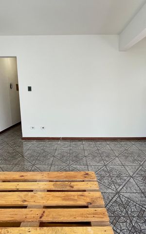 Apartamento à venda com 73m², 2 quartos e 1 vaga Apartamento à venda com 73m², 2 quartos e 1 vagaSala