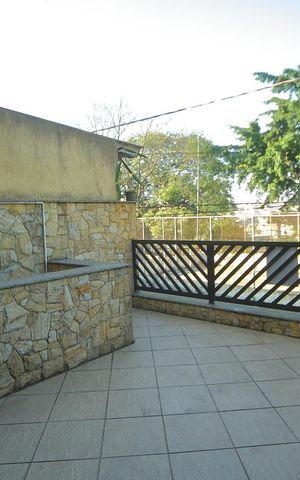 Casa à venda com 225m², 3 quartos e 4 vagasVaranda da Sala 