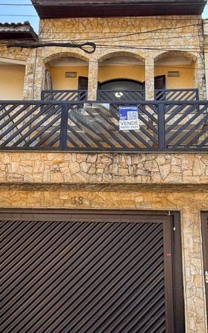 Casa à venda com 225m², 3 quartos e 4 vagasFachada 