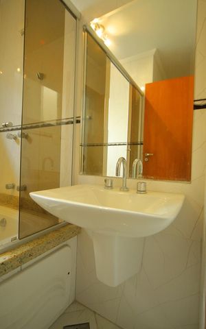 Casa à venda com 225m², 3 quartos e 4 vagasBanheiro dos Quartos 
