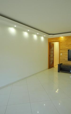 Casa à venda com 225m², 3 quartos e 4 vagasSala