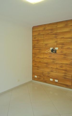 Casa à venda com 225m², 3 quartos e 4 vagasQuarto 2 