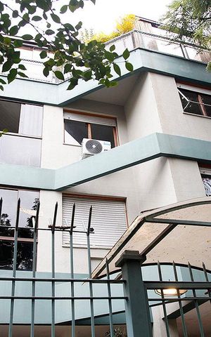 Apartamento à venda com 98m², 3 quartos e 1 vagaFachada