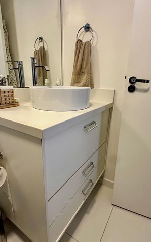 Apartamento para alugar com 78m², 2 quartos e 2 vagas Apartamento para alugar com 78m², 2 quartos e 2 vagasBanheiro 1