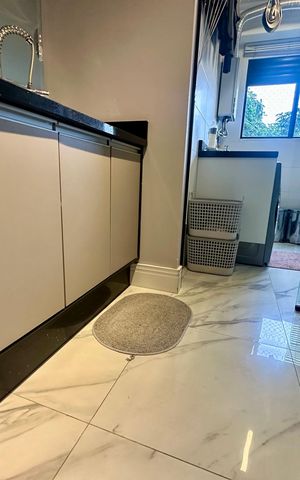 Apartamento para alugar com 78m², 2 quartos e 2 vagas Apartamento para alugar com 78m², 2 quartos e 2 vagasCozinha