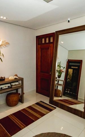 Casa à venda com 330m², 4 quartos e 4 vagasSala