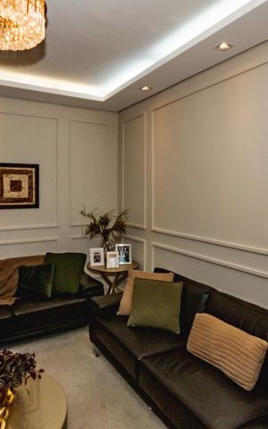 Casa à venda com 330m², 4 quartos e 4 vagasSala