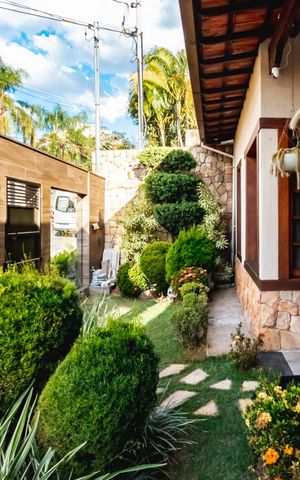 Casa à venda com 330m², 4 quartos e 4 vagasVaranda