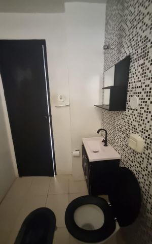 Apartamento para alugar com 255m², 3 quartos e 1 vaga Apartamento para alugar com 255m², 3 quartos e 1 vagaBanheiro