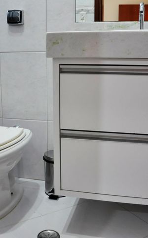 Casa para alugar com 220m², 3 quartos e 4 vagas Casa para alugar com 220m², 3 quartos e 4 vagasDetalhe - Suíte
