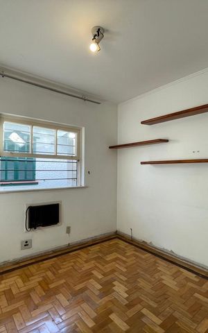 Casa para alugar com 253m², 4 quartos e 2 vagas Casa para alugar com 253m², 4 quartos e 2 vagasQuarto 2