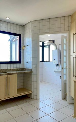 Apartamento para alugar com 145m², 3 quartos e 2 vagas Apartamento para alugar com 145m², 3 quartos e 2 vagasCozinha