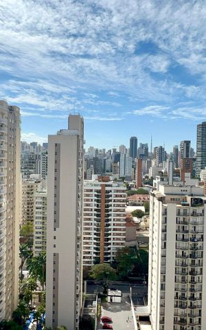 Apartamento para alugar com 145m², 3 quartos e 2 vagas Apartamento para alugar com 145m², 3 quartos e 2 vagasVista da Varanda