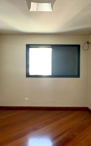 Apartamento para alugar com 145m², 3 quartos e 2 vagas Apartamento para alugar com 145m², 3 quartos e 2 vagasSuite