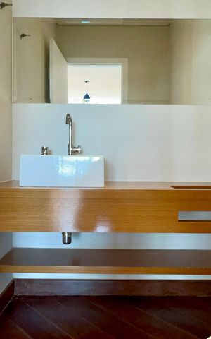 Apartamento para alugar com 145m², 3 quartos e 2 vagas Apartamento para alugar com 145m², 3 quartos e 2 vagasLavabo