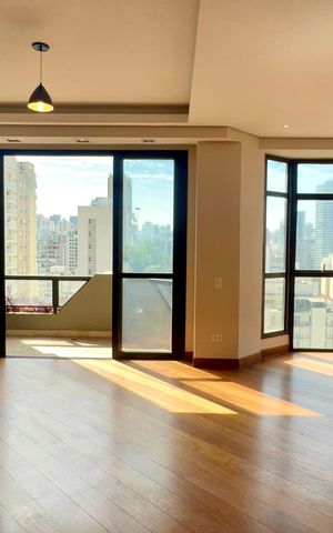 Apartamento para alugar com 145m², 3 quartos e 2 vagas Apartamento para alugar com 145m², 3 quartos e 2 vagasSala