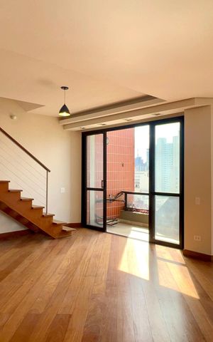 Apartamento para alugar com 145m², 3 quartos e 2 vagas Apartamento para alugar com 145m², 3 quartos e 2 vagasSala