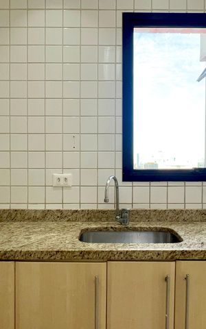 Apartamento para alugar com 145m², 3 quartos e 2 vagas Apartamento para alugar com 145m², 3 quartos e 2 vagasCozinha