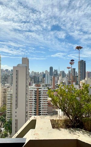 Apartamento para alugar com 145m², 3 quartos e 2 vagas Apartamento para alugar com 145m², 3 quartos e 2 vagasVaranda