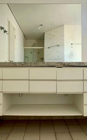 Apartamento para alugar com 145m², 3 quartos e 2 vagas Apartamento para alugar com 145m², 3 quartos e 2 vagasBanheiro da Suíte