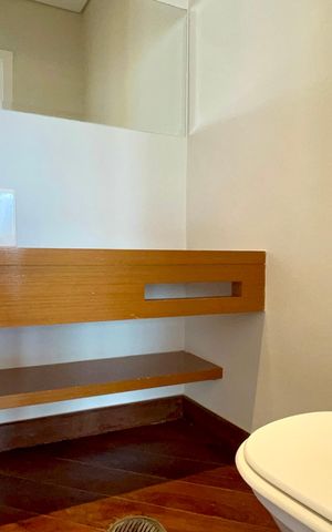 Apartamento para alugar com 145m², 3 quartos e 2 vagas Apartamento para alugar com 145m², 3 quartos e 2 vagasLavabo