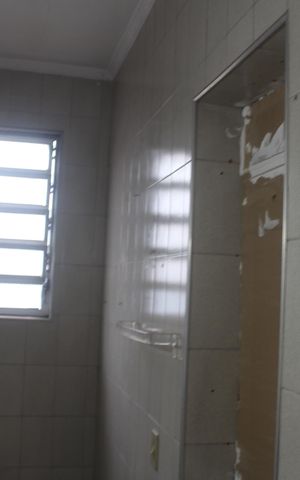 Casa à venda com 640m², 8 quartos e 2 vagasBanheiro 2