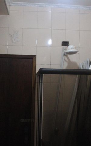 Casa à venda com 640m², 8 quartos e 2 vagasBanheiro 1