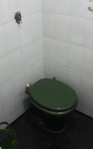 Casa à venda com 640m², 8 quartos e 2 vagasLavabo 1