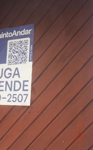 Casa à venda com 640m², 8 quartos e 2 vagasPlaca