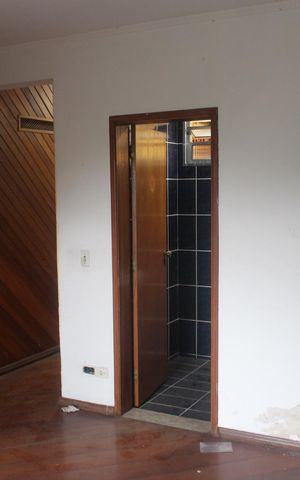 Casa à venda com 640m², 8 quartos e 2 vagasSuíte 2