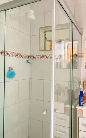 Casa à venda com 315m², 2 quartos e 2 vagas Casa à venda com 315m², 2 quartos e 2 vagasBanheiro da Suíte 1