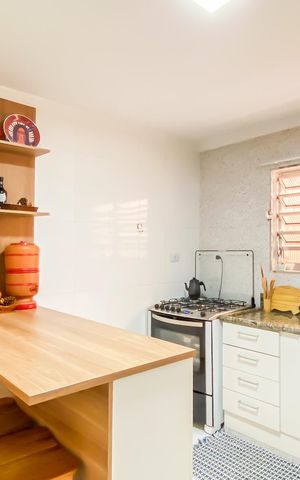 Casa à venda com 315m², 2 quartos e 2 vagas Casa à venda com 315m², 2 quartos e 2 vagasCozinh