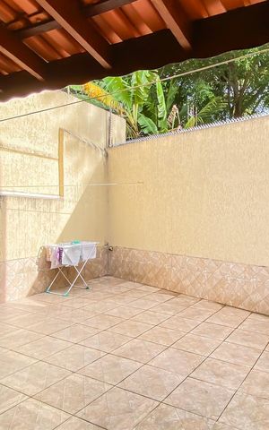 Casa à venda com 315m², 2 quartos e 2 vagas Casa à venda com 315m², 2 quartos e 2 vagasÁrea de Serviço