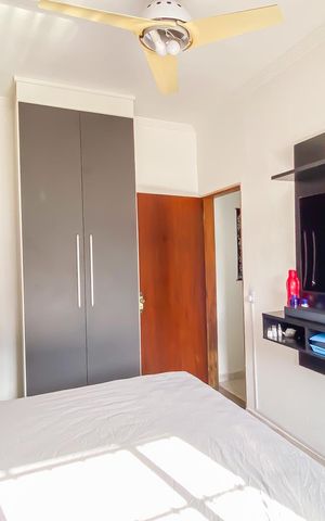 Casa à venda com 315m², 2 quartos e 2 vagas Casa à venda com 315m², 2 quartos e 2 vagasSuite 2