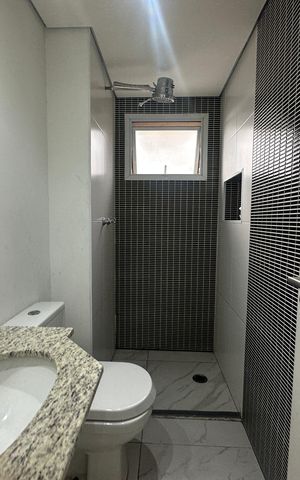 Apartamento para alugar com 76m², 2 quartos e 2 vagas Apartamento para alugar com 76m², 2 quartos e 2 vagasBanheiro
