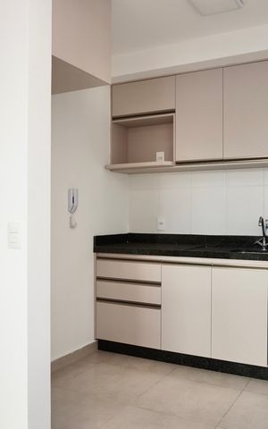 Apartamento para alugar com 54m², 2 quartos e 2 vagas Apartamento para alugar com 54m², 2 quartos e 2 vagasCozinha e Área de Serviço