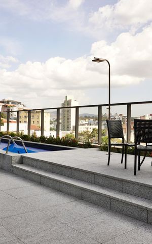 Apartamento para alugar com 54m², 2 quartos e 2 vagas Apartamento para alugar com 54m², 2 quartos e 2 vagasÁrea comum - Piscina