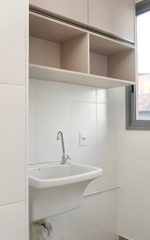 Apartamento para alugar com 54m², 2 quartos e 2 vagas Apartamento para alugar com 54m², 2 quartos e 2 vagasCozinha e Área de Serviço