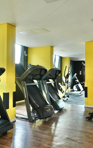 Apartamento para alugar com 54m², 2 quartos e 2 vagas Apartamento para alugar com 54m², 2 quartos e 2 vagasÁrea comum - Academia