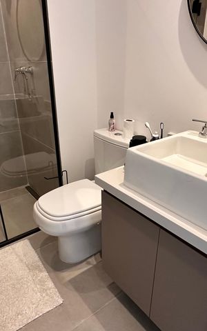 Apartamento à venda com 167m², 3 quartos e 3 vagas Apartamento à venda com 167m², 3 quartos e 3 vagasBanheiro da Suíte 2