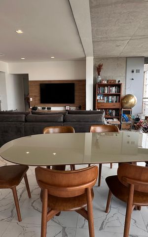 Apartamento à venda com 167m², 3 quartos e 3 vagas Apartamento à venda com 167m², 3 quartos e 3 vagasVaranda da Sala