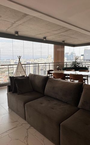 Apartamento à venda com 167m², 3 quartos e 3 vagas Apartamento à venda com 167m², 3 quartos e 3 vagasSala