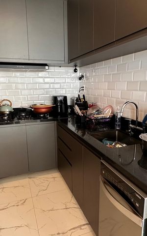 Apartamento à venda com 167m², 3 quartos e 3 vagas Apartamento à venda com 167m², 3 quartos e 3 vagasCozinha