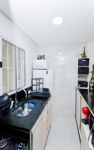 Casa à venda com 200m², 2 quartos e 2 vagasCozinha