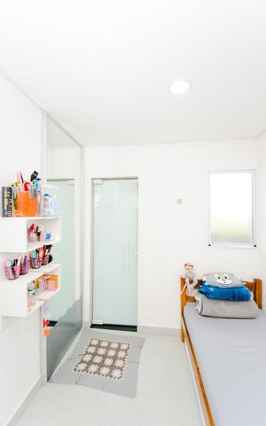 Casa à venda com 200m², 2 quartos e 2 vagasQuarto 2 - Suíte