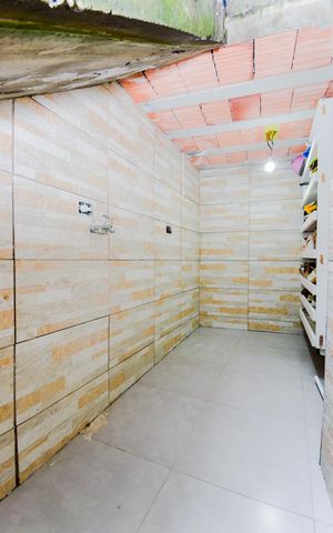 Casa à venda com 200m², 2 quartos e 2 vagasÁrea de Serviço