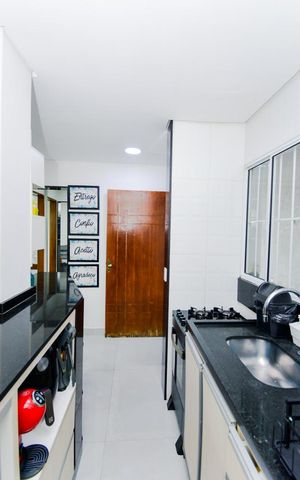 Casa à venda com 200m², 2 quartos e 2 vagasCozinha