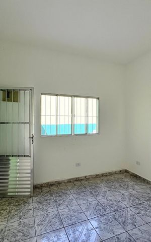 Casa para alugar com 95m², 1 quarto e sem vaga Casa para alugar com 95m², 1 quarto e sem vagaSala