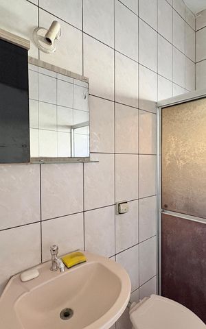 Casa para alugar com 95m², 1 quarto e sem vaga Casa para alugar com 95m², 1 quarto e sem vagaBanheiro